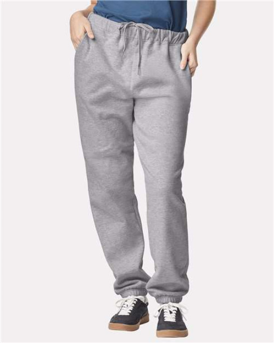 Unisex Softstyle® Midweight Pocket Sweatpants