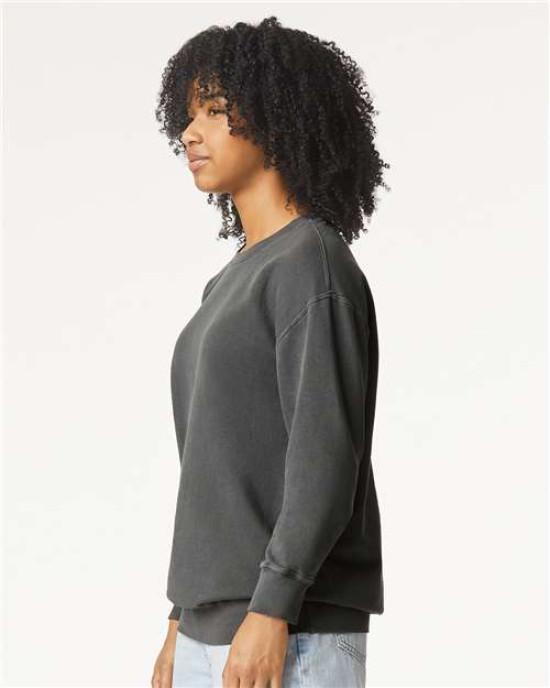 Unisex Garment-Dyed Lightweight Fleece Crewneck Sweatshirt