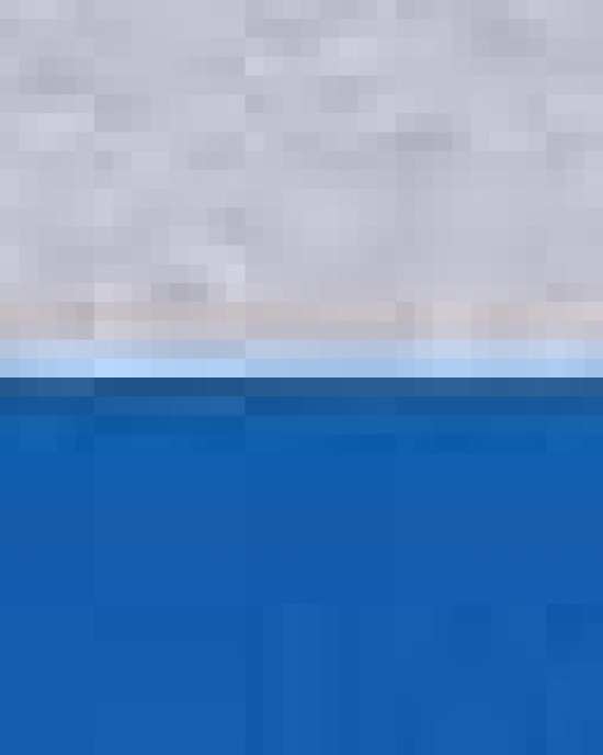 Unisex Heavy Cotton™ Raglan Three-Quarter Sleeve T-Shirt